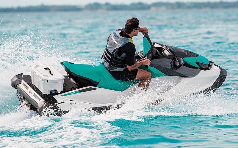 Person driving an Jet Ski